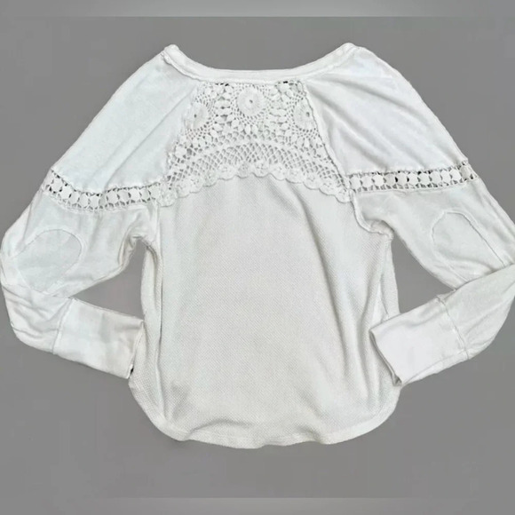 free people white luella tee ivory crochet thermal waffle boho elbow patch M - Picture 3 of 10